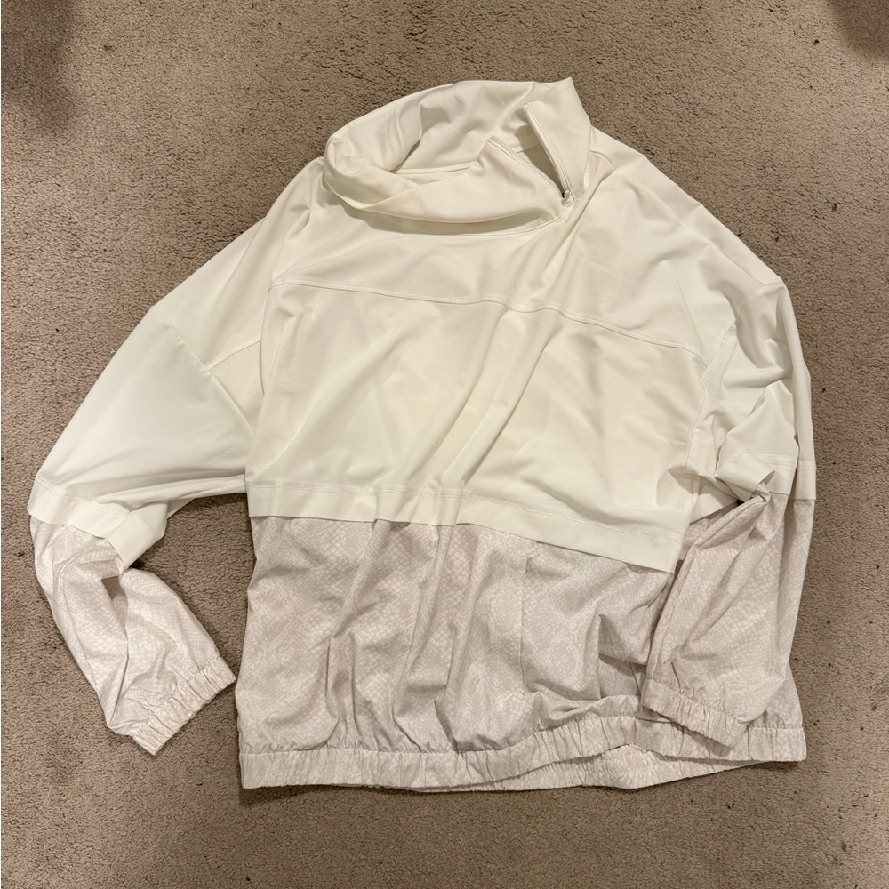 Athleta Off-White Two Tone Windbreaker Zip Pullover